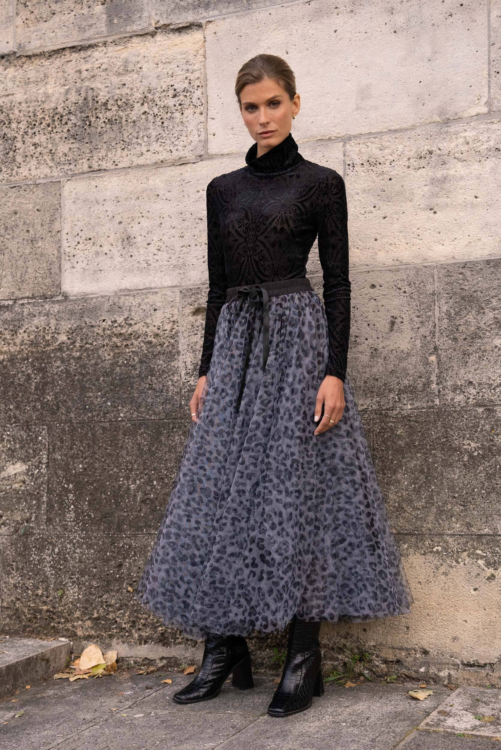 CHOKLATE PARIS – Großhandel Bluse – Damen – Rollkragen-Body aus Jacquard-Samt - CH0044