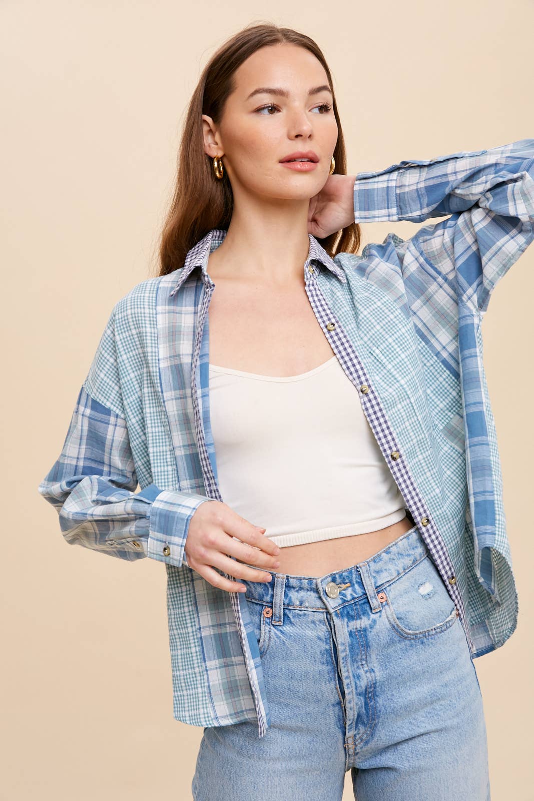 MULTI BLÅ TERNET MULTI PANEL KONTRASTTERNET SKJORTE MED KNAPPER NED for engroshandel på Faire2