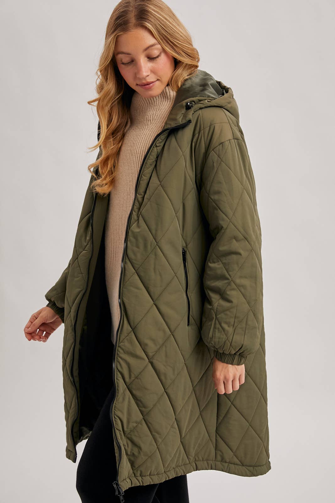 Bluivy – wholesale Puffer jacket – Women’s – LONGLINE QUILTED PUFFER JACKET22