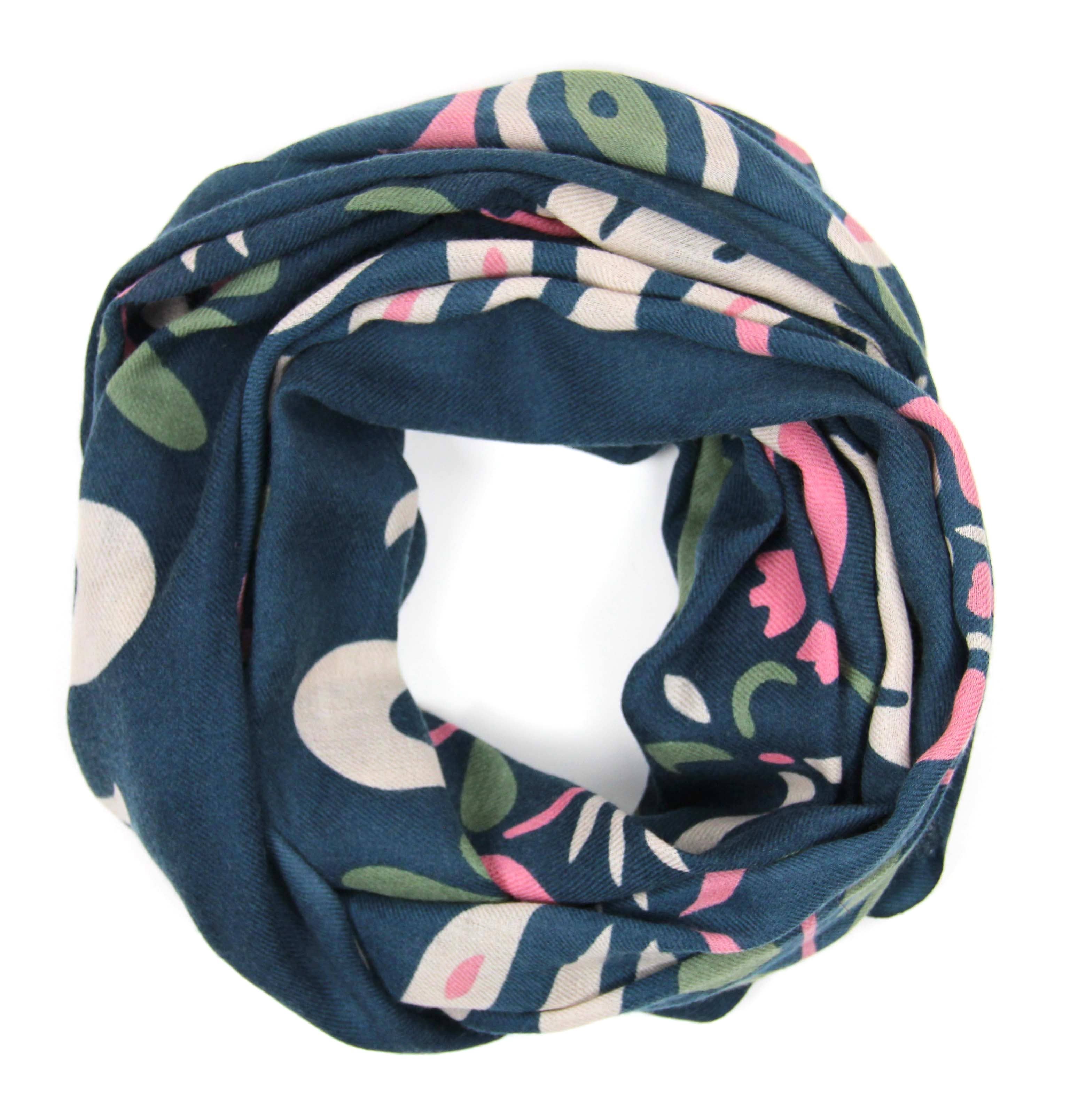 Les Belles Vagabondes - Wholesale Scarf - Women's - Yvonna Marine Wool Scarf