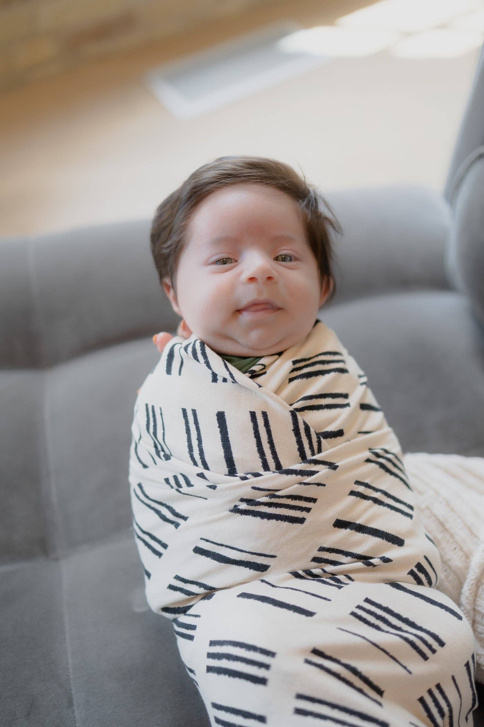 The OVer Company – wholesale Swaddle – Baby – Milo - Butter Blanket4