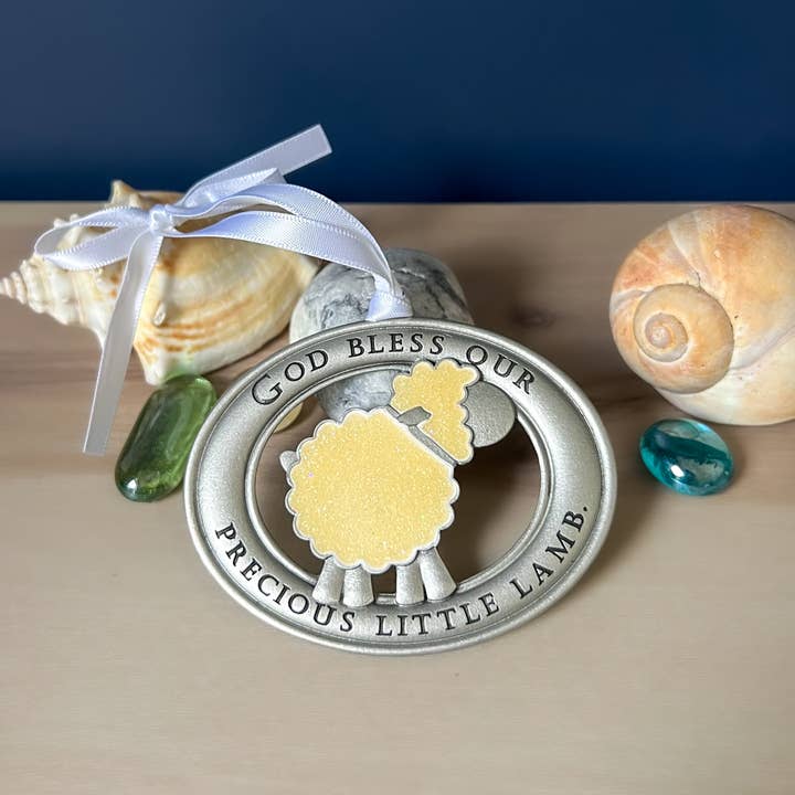 Abbey & CA Gift – Großhandel Verzierung – Kind & Baby – Medaille für die gelbe Lammkrippe