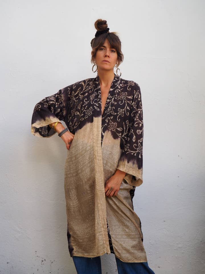 Vagabond Ibiza - Wholesale Kimono - Women's - The Kardash Kimono Mid-Length – Upcycled Vintage Sari Kimono29
