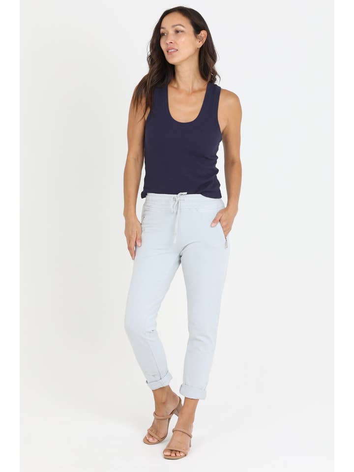 Nostalgia - Vente Pantalon d'intérieur/de jogging – femme - JOGG DE JOGGING EN TISSU ÉPONGE NP746-ASIS AVEC LIEN À NOUER SUR LE DEVANT ET POCHE ZIPPÉE27