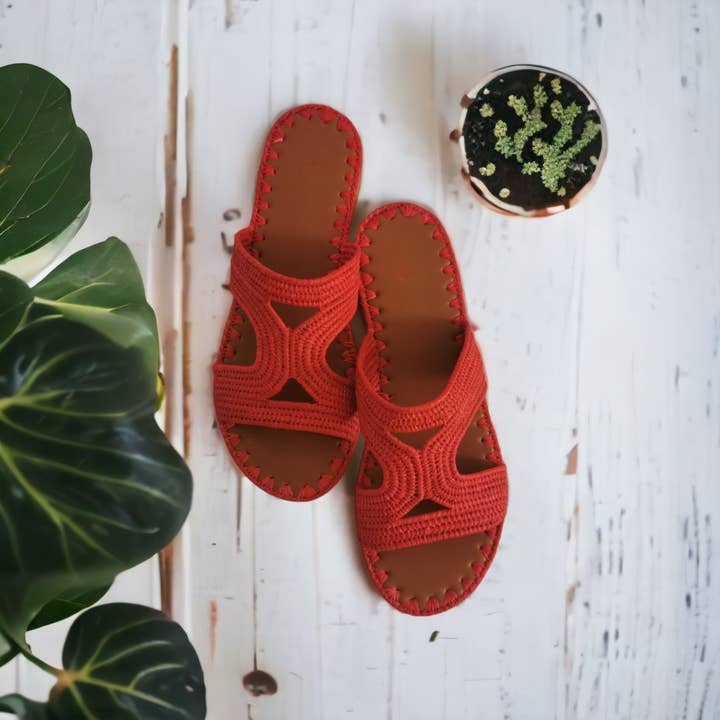 Sandales plates en raphia, mules en raphia, sandales bohèmes pour la vente par Berberparadise