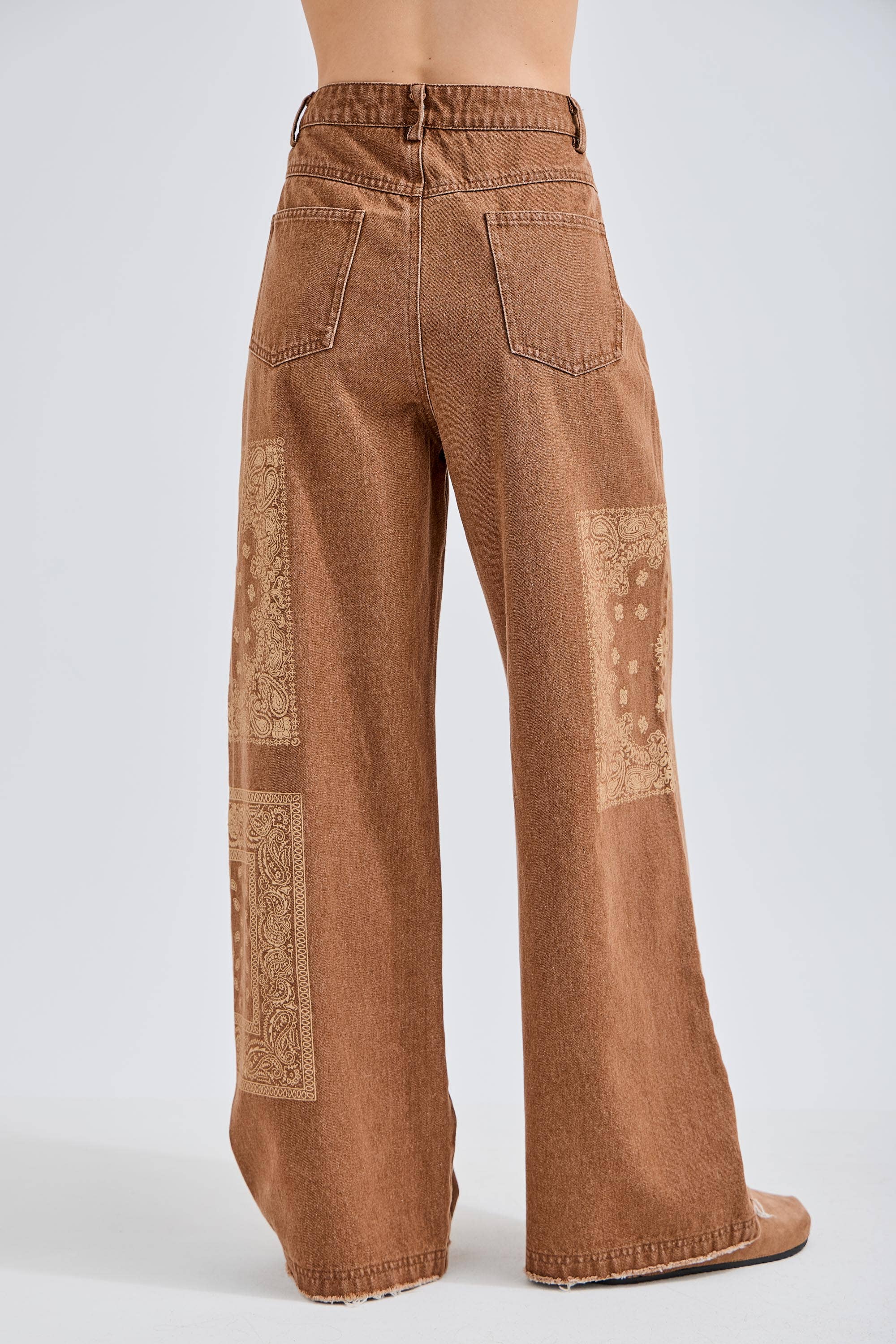 J.Her - Wholesale Jeans - Women's - Bandana Printed Boho Magic Stretchy Jeans DC53714