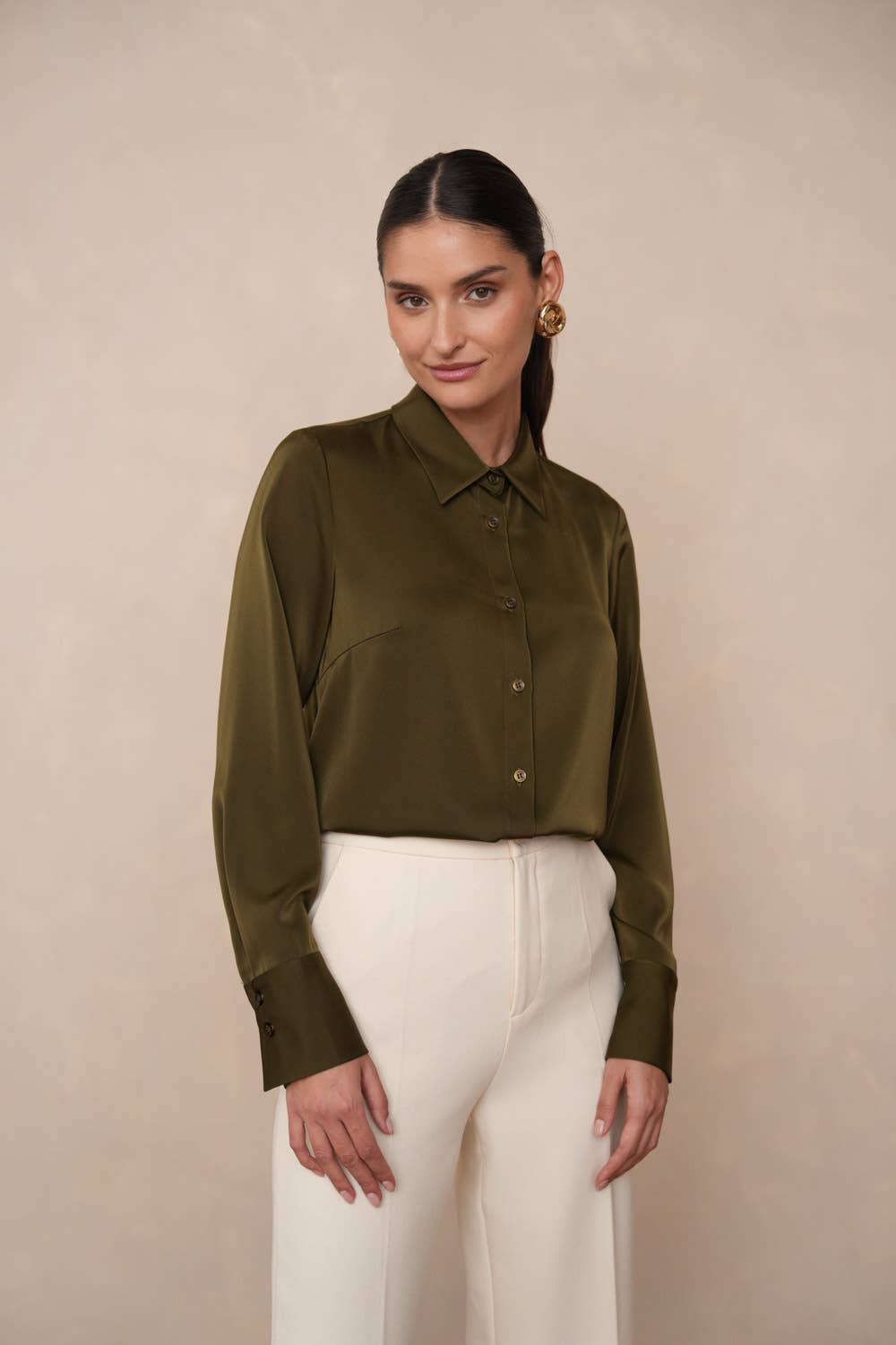Attentif Paris - Wholesale Button Down Shirt - Women's - Satin shirt with classic notched collar59