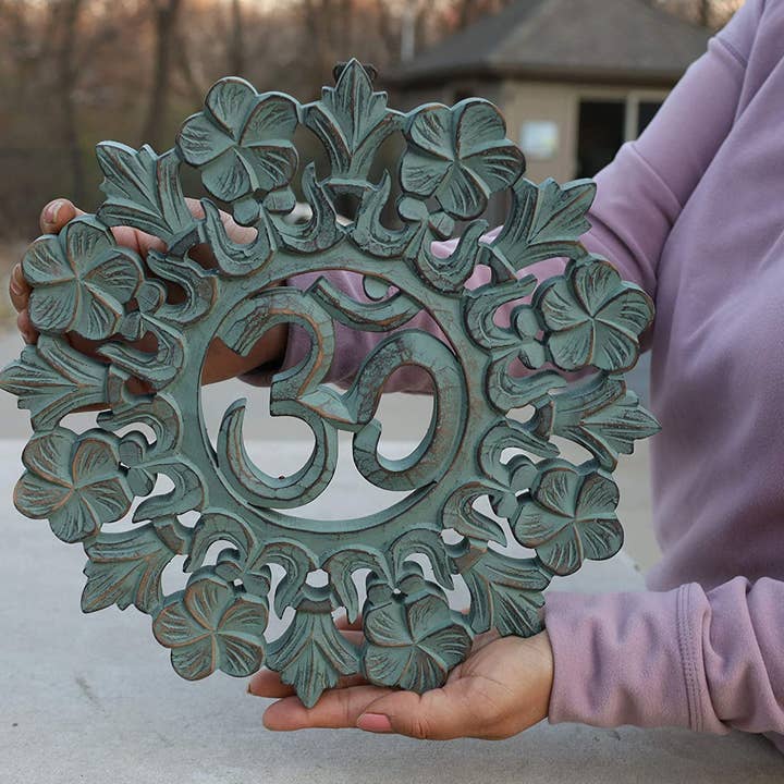 Lungta Imports – Großhandel 3D-Wandkunst – Handgefertigte hölzerne Om-Wand-Dekor-hängende Kunst11