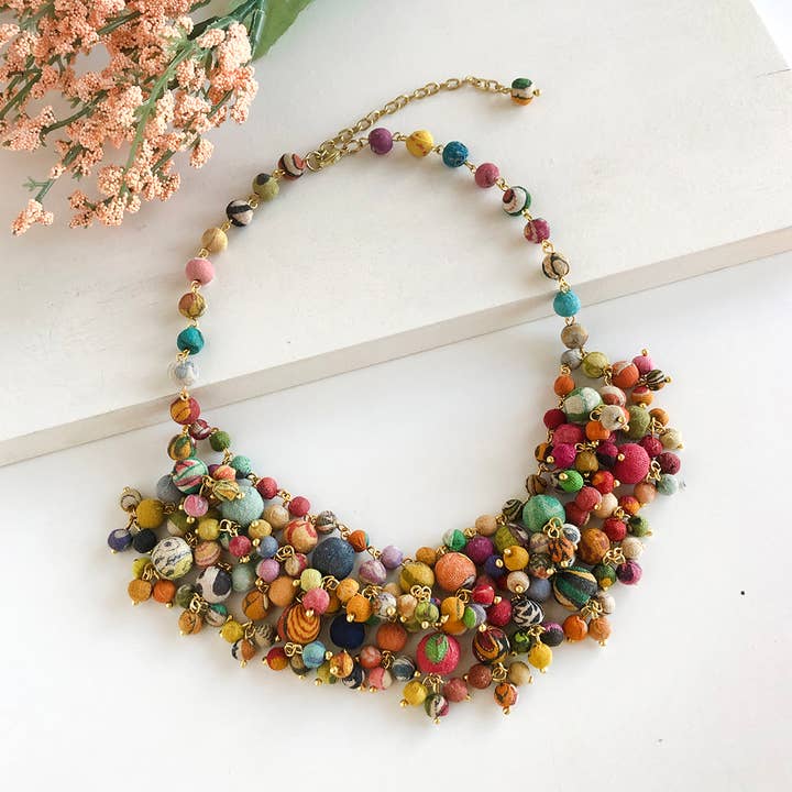 Kantha Khalani Collier für den Großhandel von WorldFinds