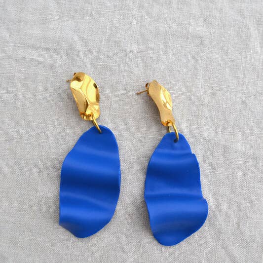 Jewelry By Elina Dahl - Vente Boucles d'oreilles pendantes - Boucle d'oreille bleue, sauf vague.4