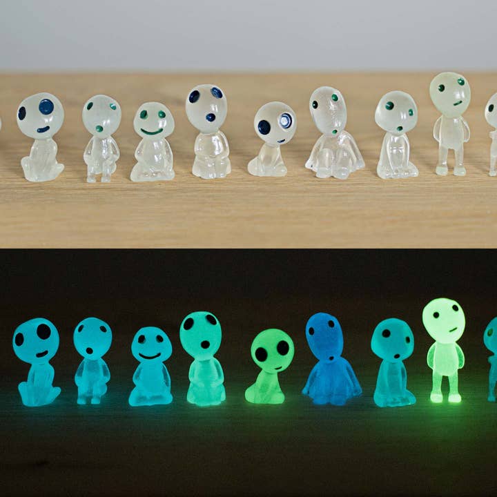 Glow In The Dark Planthero’s - 10pcs - 3cm for wholesale by Trendhero.nl/b2b