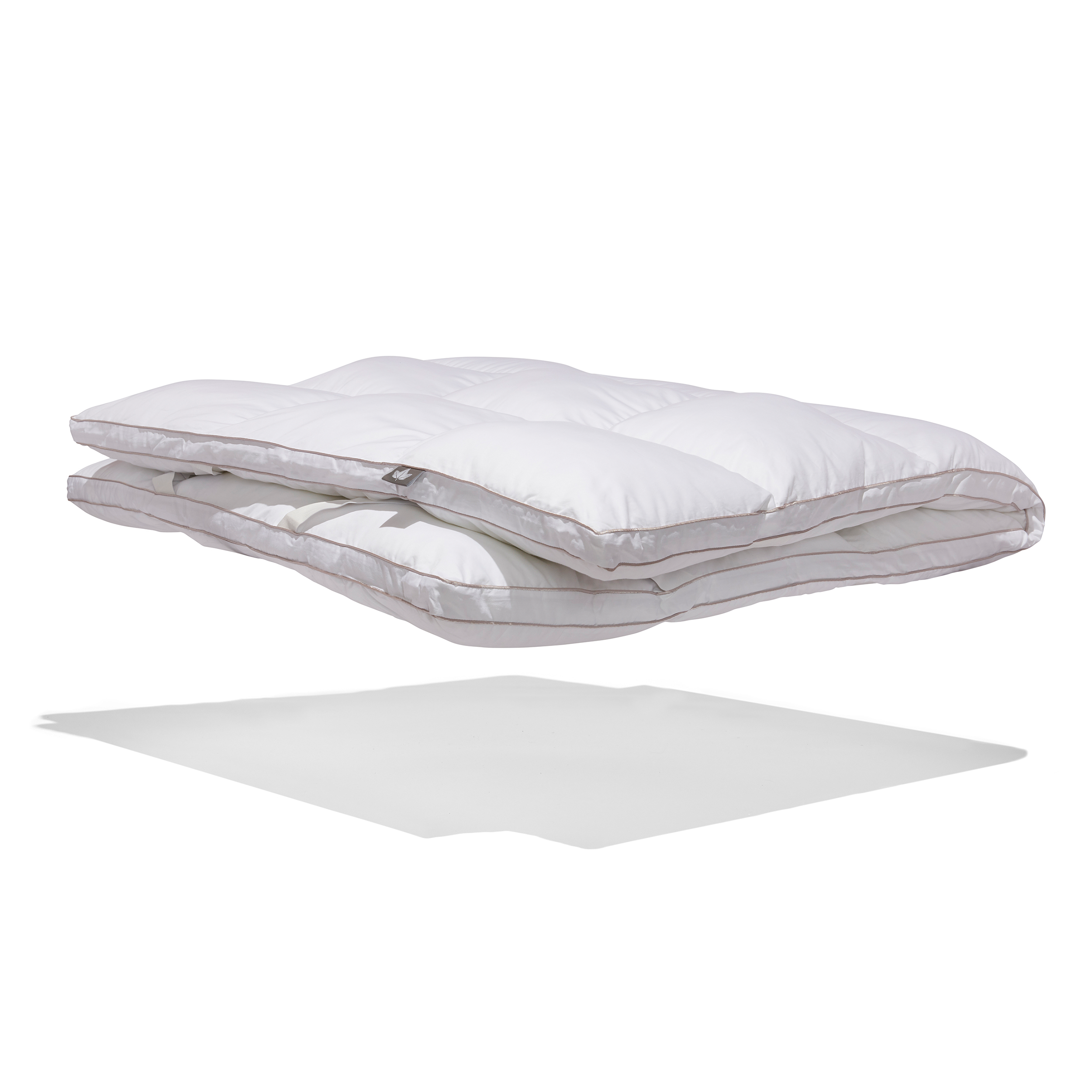 Canadian Down & Feather Company - Wholesale Mattress Pad/Protector - Gel Microfiber Down Alternative Poly Bed2