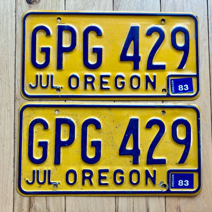 Paire de plaques d'immatriculation de l'Oregon de 1983 pour la vente par RusticPlates