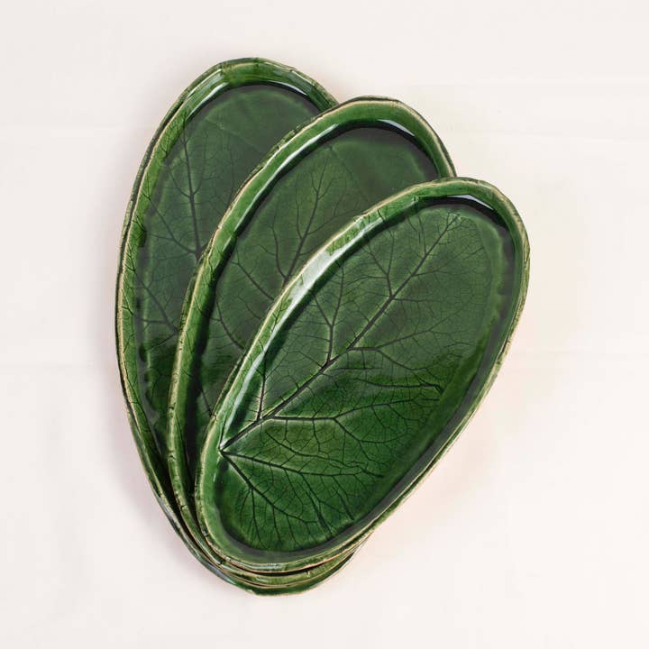 Piatto fatto a mano per pesci Flora 32 cm per la vendita all'ingrosso da parte di Pretty Plate