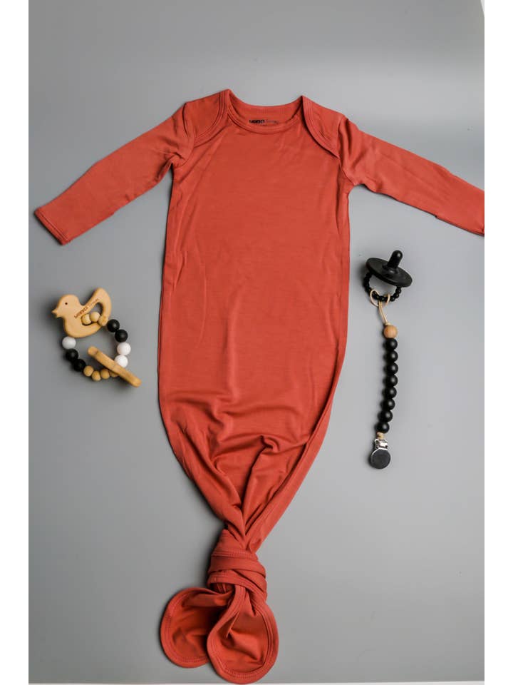Wonder Dreams – Großhandel Babykleid – Baby – Geknotetes Kleid für Neugeborene und Babys aus Bambus