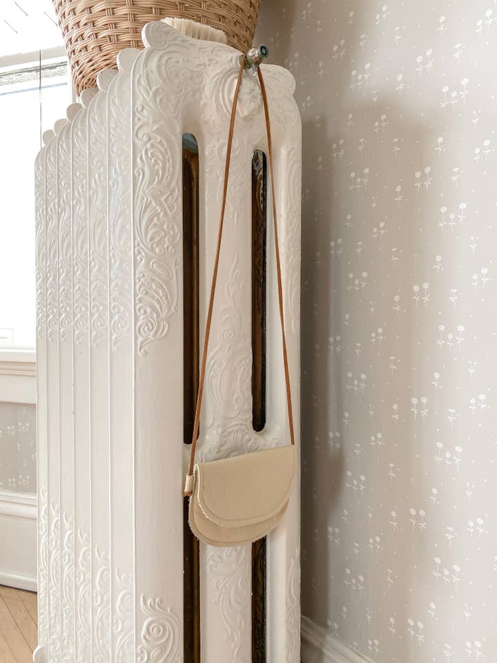 bolso de piel, crema para venta al por mayor de Milk and Honey Clothier