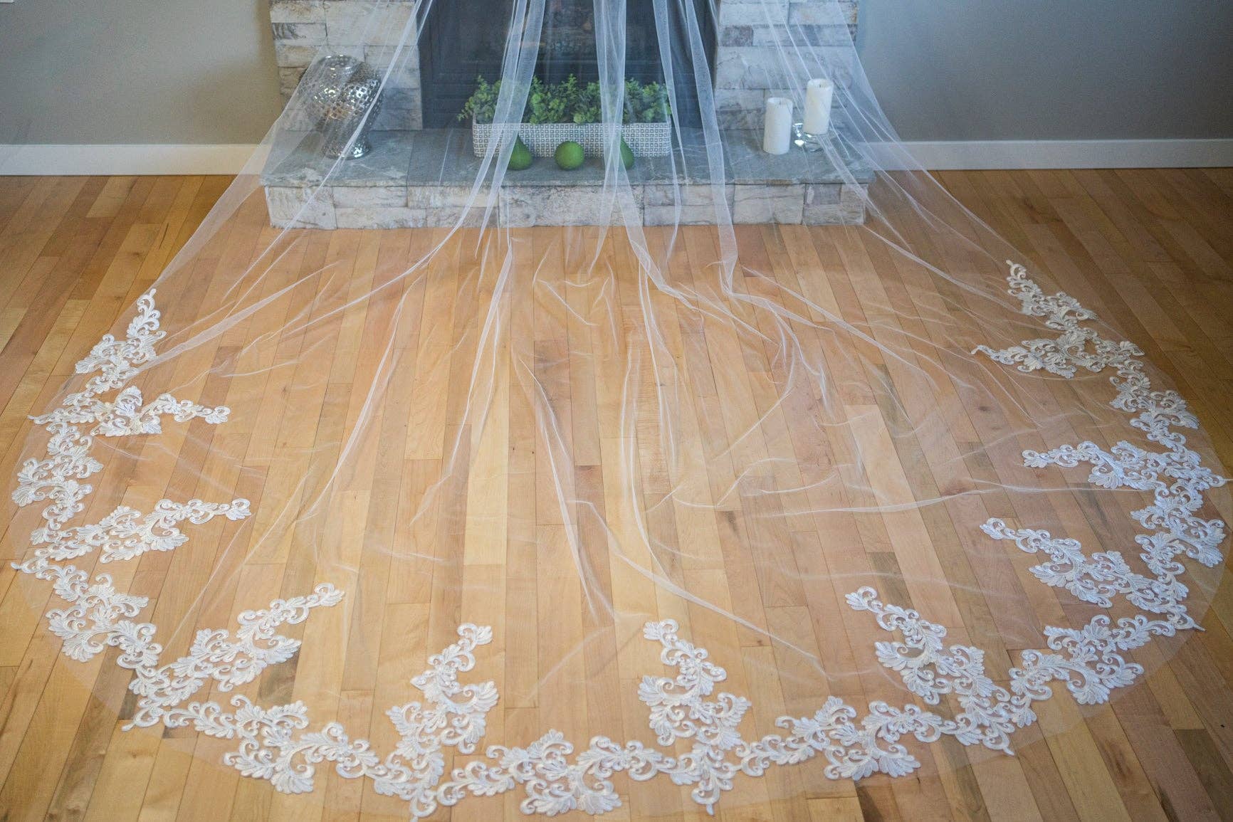 Brides and Belts - Wholesale Veil - Women's - Off-White Cathedral Handmade Lace Veil2