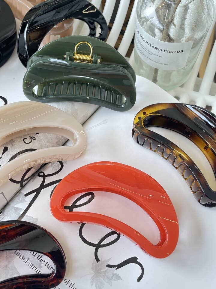 CWAHA1518_SIMPLE SEMI CIRCULAR ARC LARGE HAIR CLAW CLIP for wholesale by NINEXIS