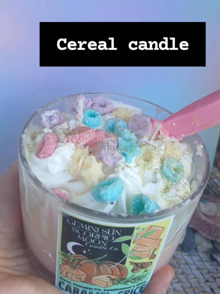 Cereal dessert candle scented in caramel spice for wholesale by Gemini Sun store