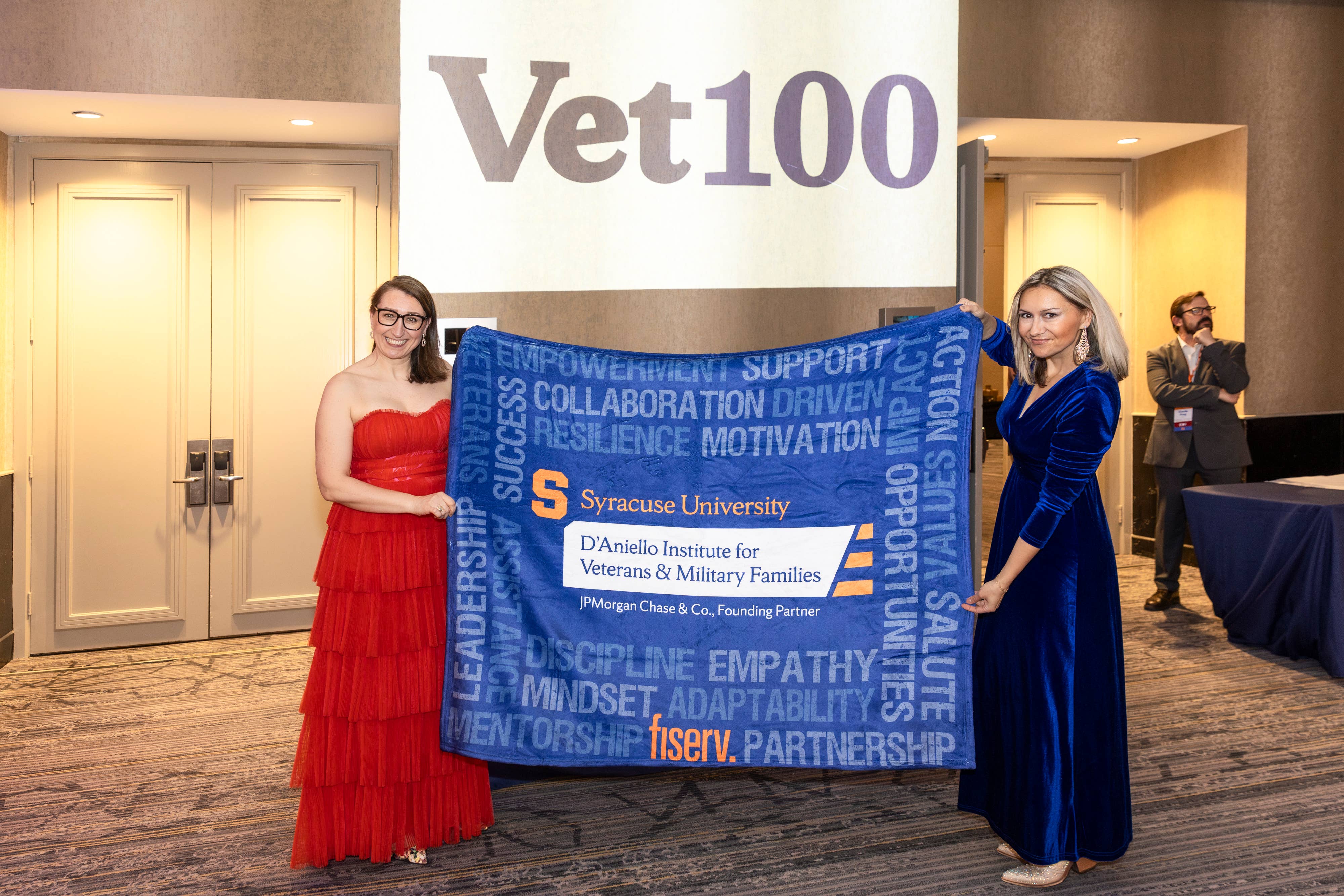 Birdy Boutique LLC. - Wholesale Bedding Blanket - Custom Blanket Throws Promotional Logo Customized Full Print8