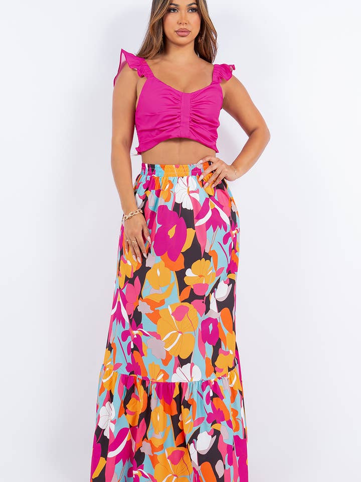 Damen-Set aus einfarbigem Oberteil und geblümtem Rock für den Großhandel von Fashion Space