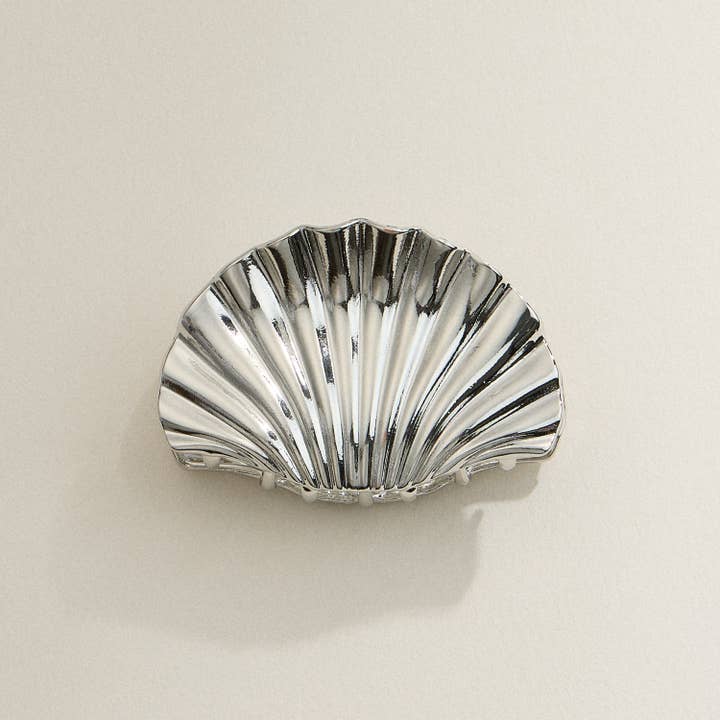 Frem - Wholesale Hair Clip - Women's - Shell Claw Clip in Gold or Silver Finish
