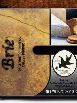 1019 3.75oz Northwoods Cheese Brie Cheese Spread Box Best By for wholesale by Northwoods Food and Gift Enterprises