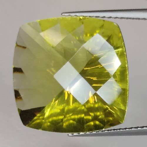 Almofada de 11,51 ct Corte Limão Quartzo Côncavo Quadriculado por atacado de Naturjoya