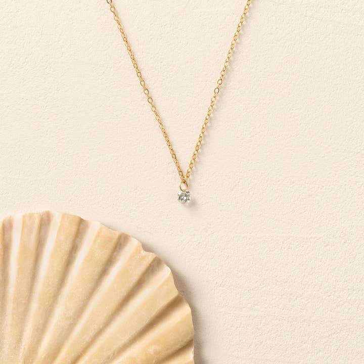 Sola-halskæde | Smykke, guld, gave, vandtæt for engroshandel hos Agapée Jewelry (We cover US, UK, Switzerland Import Duties)