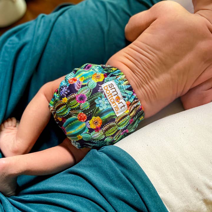 Né Intelligent 2.0 - Éclosion de Minuit pour la vente par Smart Bottoms