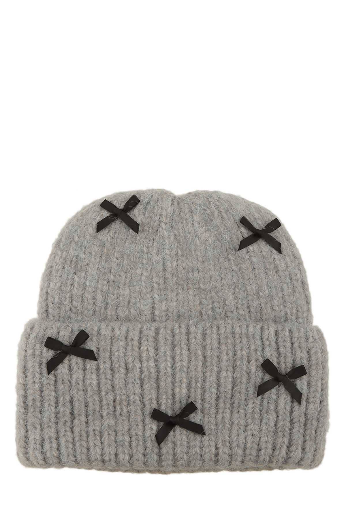 anbfashion - Venta al por mayor Gorro de lana - Mujer - GORRO PEQUEÑO CON LAZO DE SATÉN AHT911182