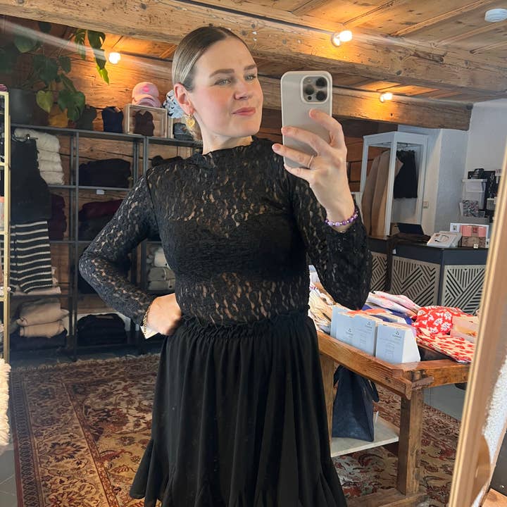 Top in pizzo a rete per la vendita all'ingrosso da parte di Woidladl