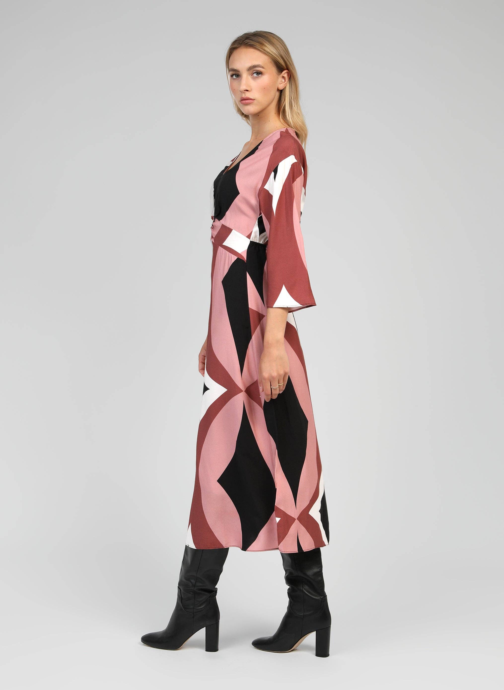 An'ge – wholesale Klänning - Dam – MASAMY midiklänning galimo rosa2