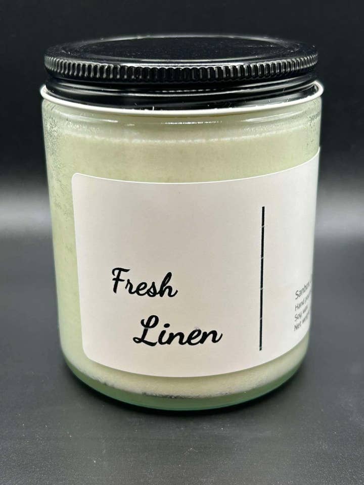 Frisk linned 8 oz sojalys for engroshandel hos Sanbox Candle Co