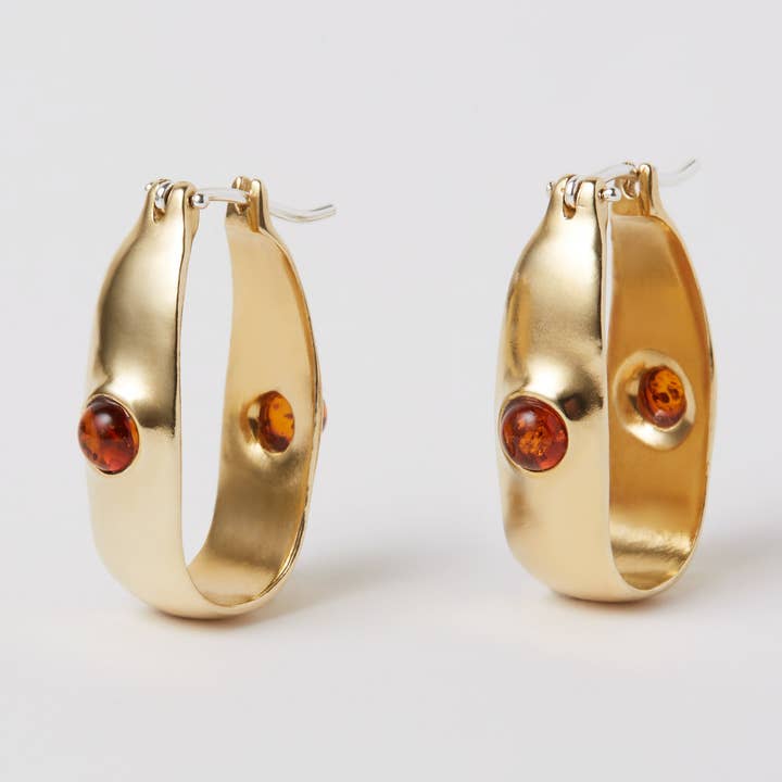 Orecchini ovali ambra per la vendita all'ingrosso da parte di Suna Bonometti LLC