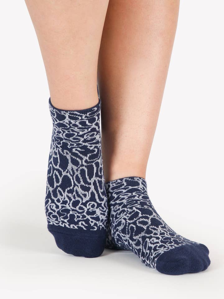 Women's Abstract Full Foot Grip Sock – No Slip Cotton Blend for Pilates & Barre for wholesale by Pointe Studio