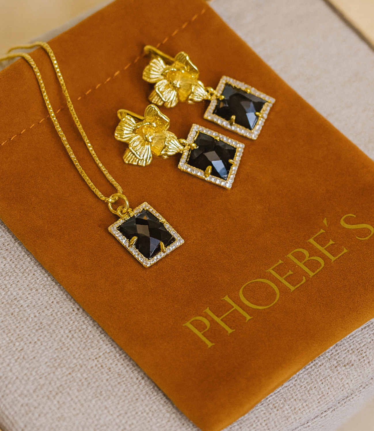 PHOEBE´S - Wholesale Jewelry Set - Conjunto de Collar y Pendientes de Piedra Natural0