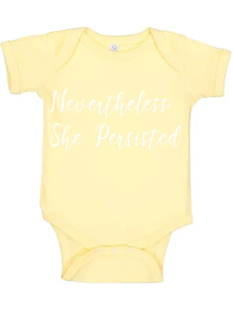 Ciononostante ha persistito tutina per la vendita all'ingrosso da parte di One Strange Bird