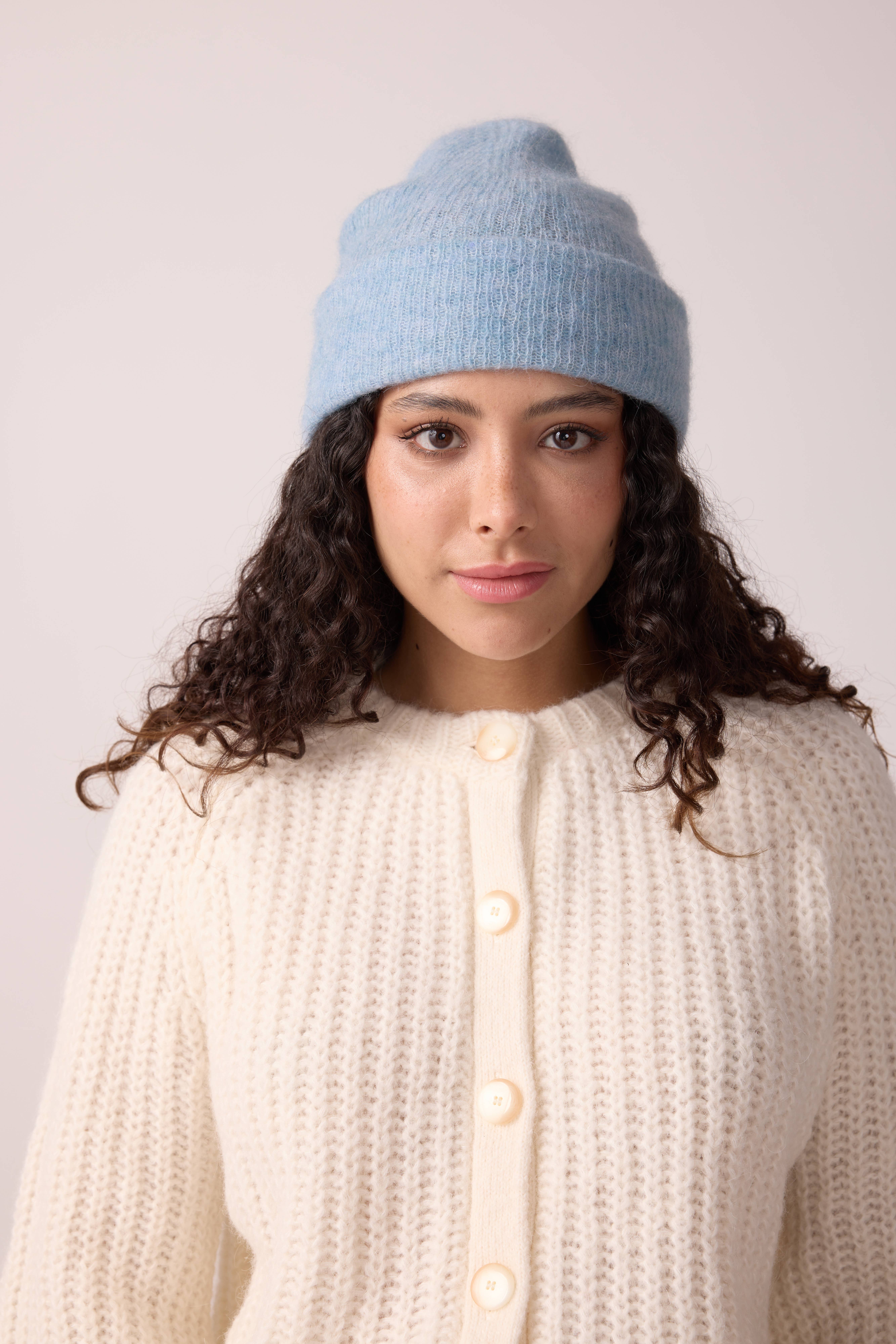 Maradji - Wholesale Beanie - Women's - WOODY ICE BLUE ALPACA WOOL BEANIE8