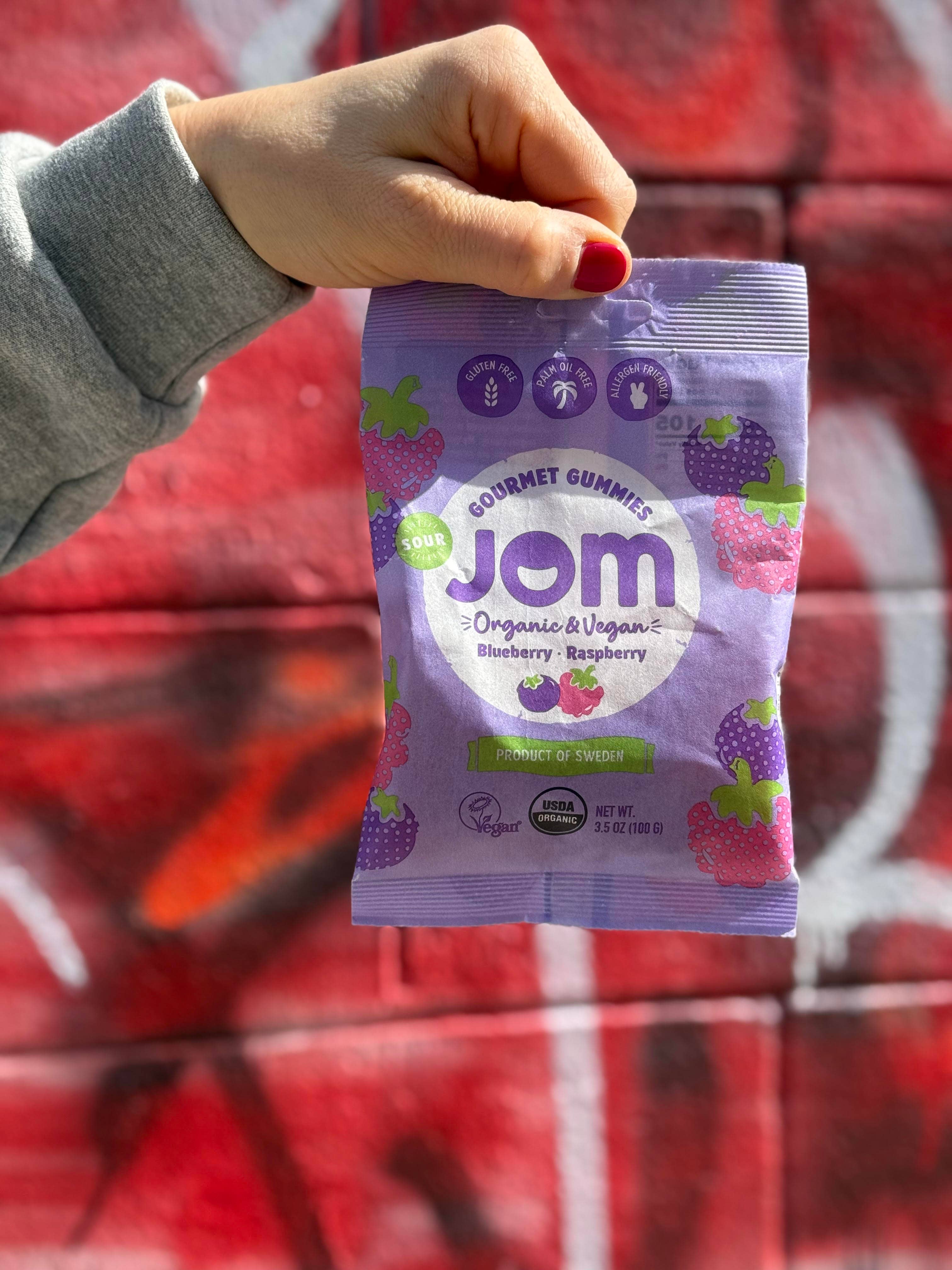 JOM - Wholesale Gummy - Swedish Organic and Vegan Sour Blueberry & Raspberry Gummies1