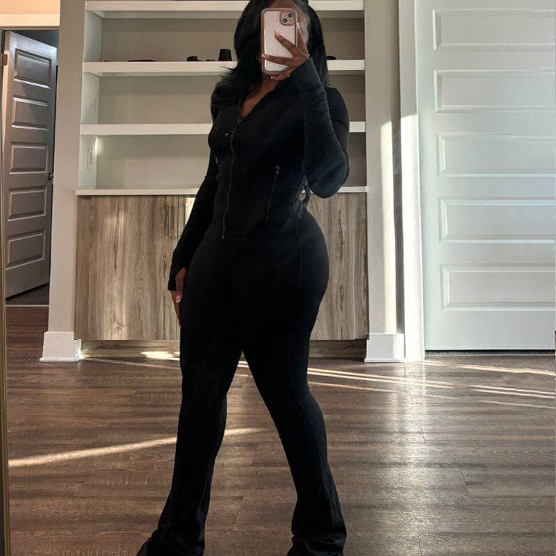 MB Fashion Wholesale - Vente Ensemble de vêtements d'intérieur – femme - ENSEMBLE DEUX PIÈCES À MANCHES LONGUES AVEC FERMETURE ÉCLAIR ET JAMBES ÉVASÉES HR240571