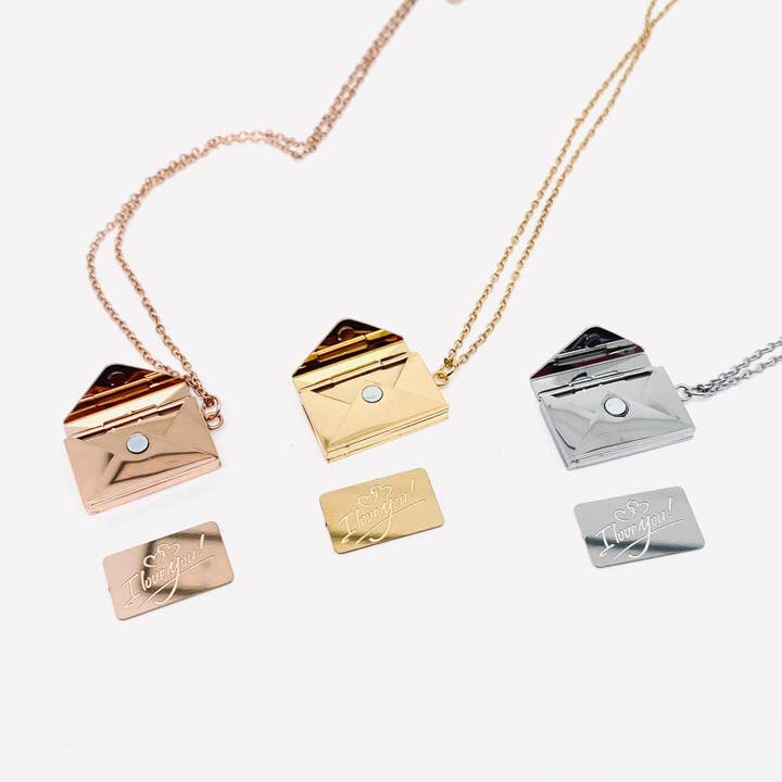 Mio Queena - Wholesale Pendant/Charm Necklace - "I Love You" Stainless Steel Openable Envelope Necklace- FGS
