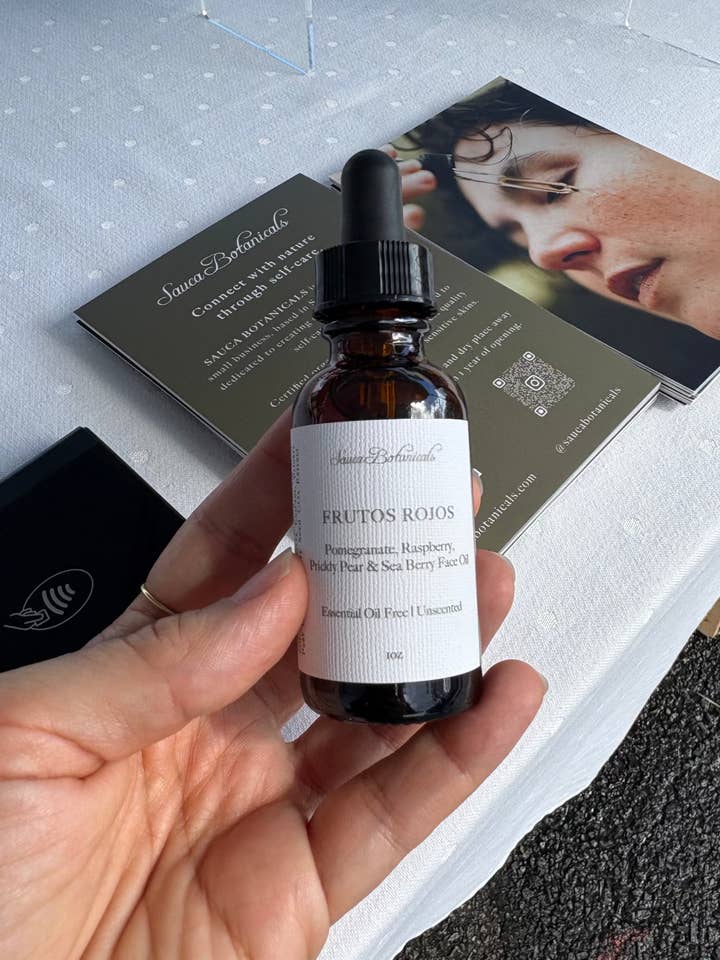 Frutos Rojos Ansiktsolja för wholesale av Sauca Botanicals