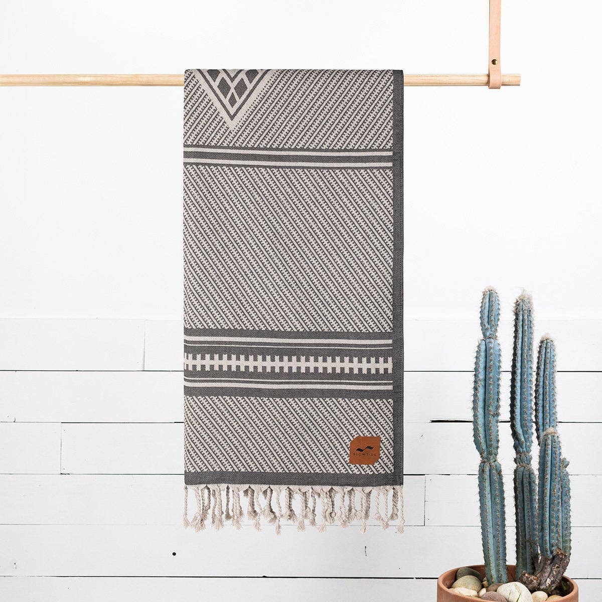 Slowtide – wholesale Throw blanket – River Cotton Turkish Throw Blanket2