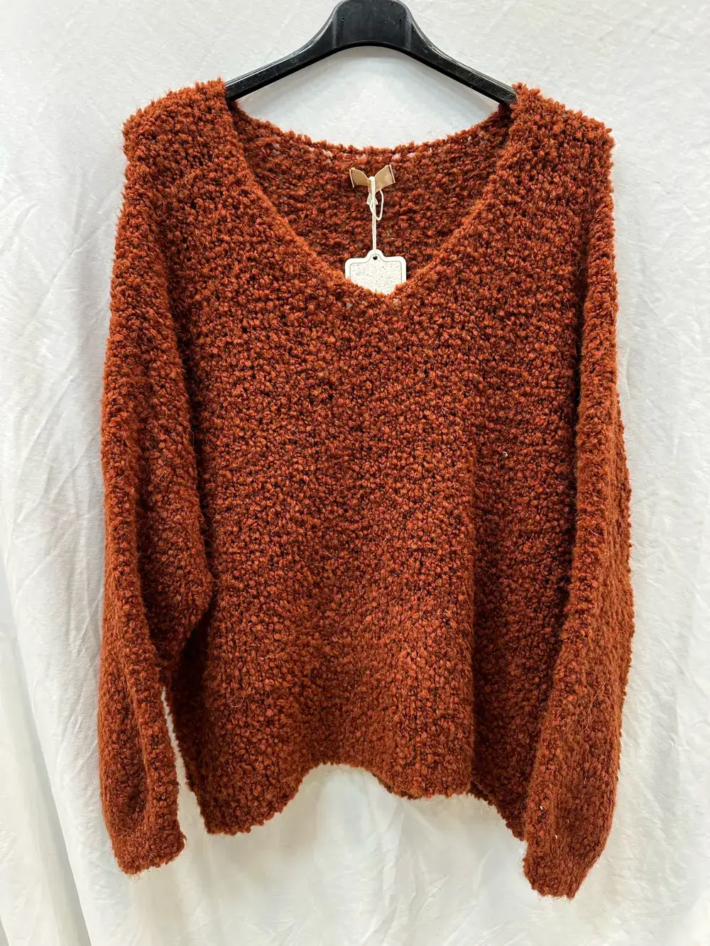 Mimi & Gogo – wholesale Pullovertröja - Dam – Oversized boucletröja i ull och alpaca4