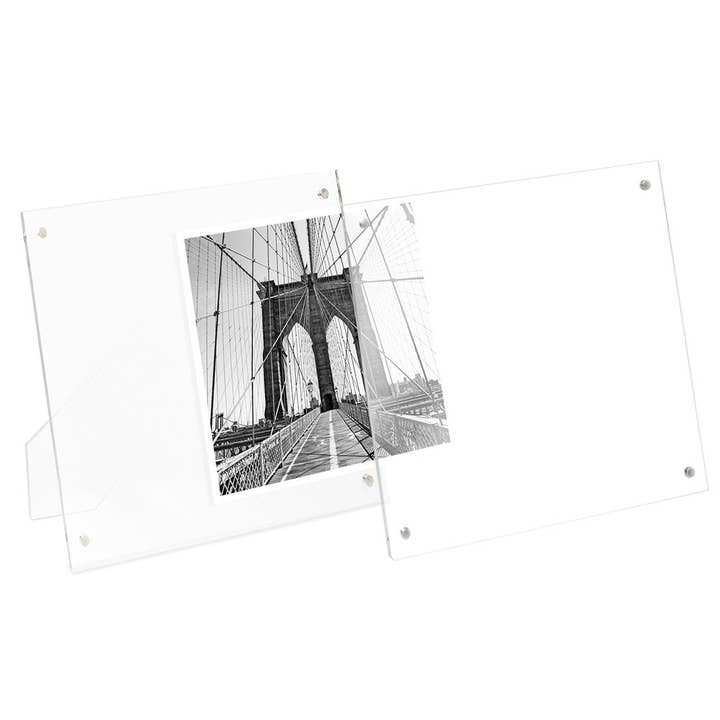 Isaac Jacobs International - Wholesale Picture Frame - Isaac Jacobs Clear Plain Magnetic Acrylic Picture Frame