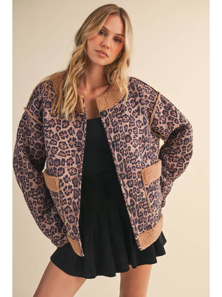 IJ1639 LEOPARD REVERSIBLE TEDDY LEOPARD QUILTED JACKET for wholesale on Faire2