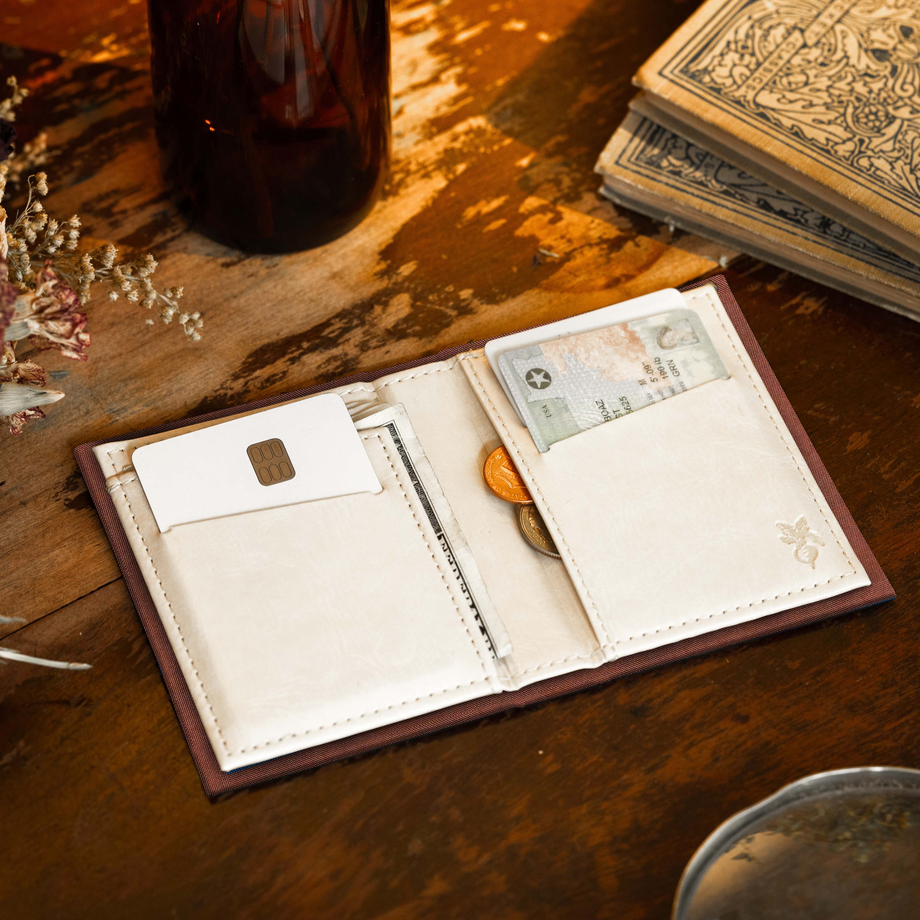 Novel Book Store - Wholesale Portemonnee - Uniseks - Boekenportemonnee Ilias van Homer, 8e eeuw voor Christus2