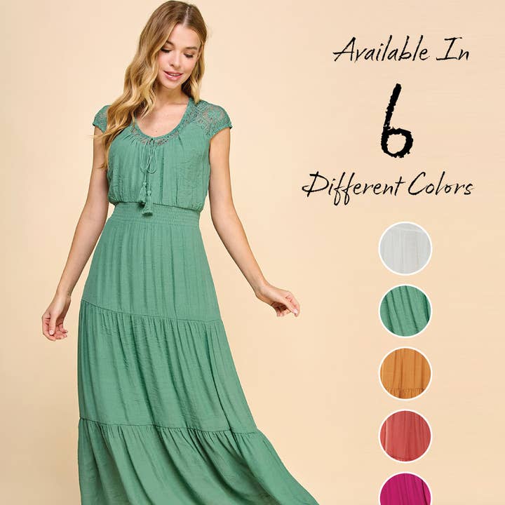 TAILLE SMOCKÉE EN DENTELLE MAXI DANS DE NOMBREUSES COULEURS Y8254114 pour la vente par Winslow Collection