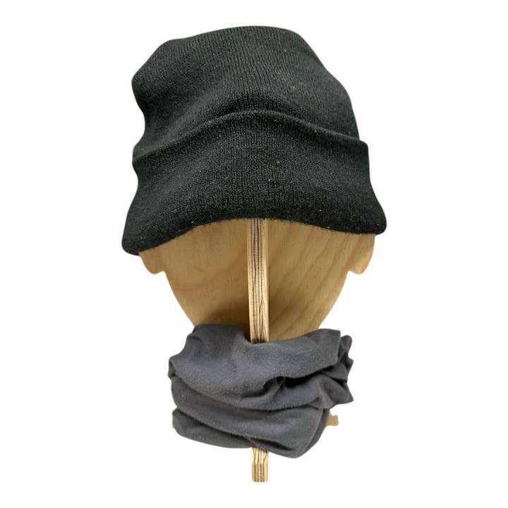 Saw It Loved It - Wholesale Retailer Display - Accessories - Head Shaped Display For Hats Snoods Beanies1